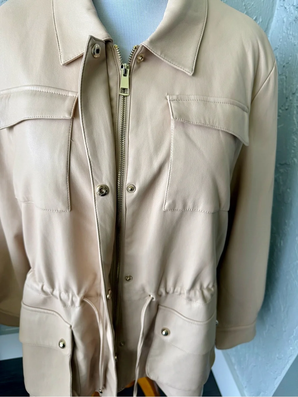Elie Tahari Beige Women's Drawstring Utility Jacket